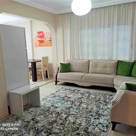 Enjoy Peace And Quiet In A Beautiful Private Home In Brilliant Location In Side * Side
